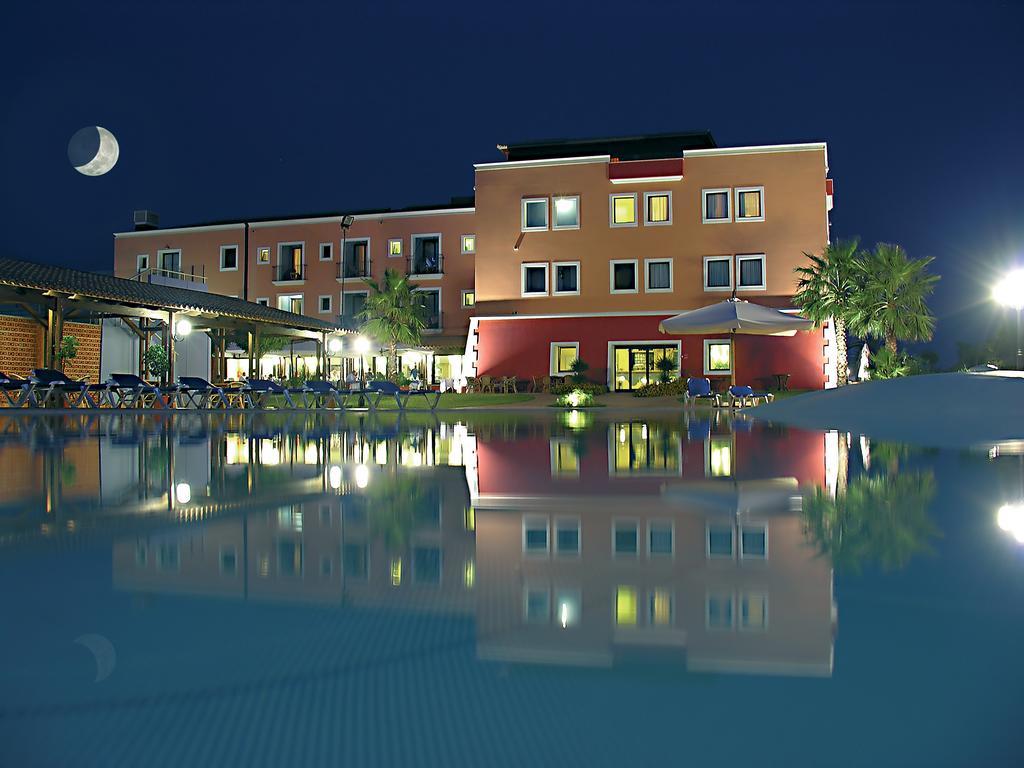 Igv Club Baia Samuele Hotel Sampieri Buitenkant foto