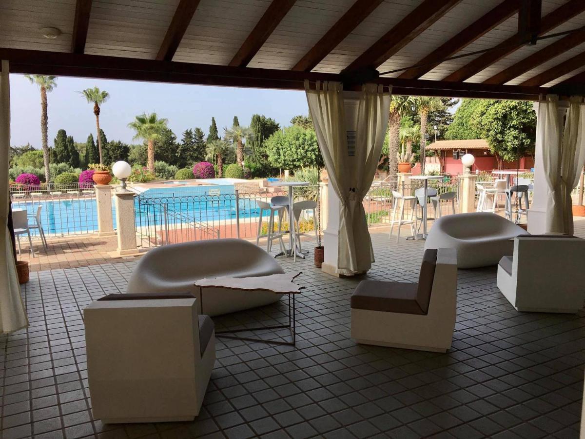 Igv Club Baia Samuele Hotel Sampieri Buitenkant foto