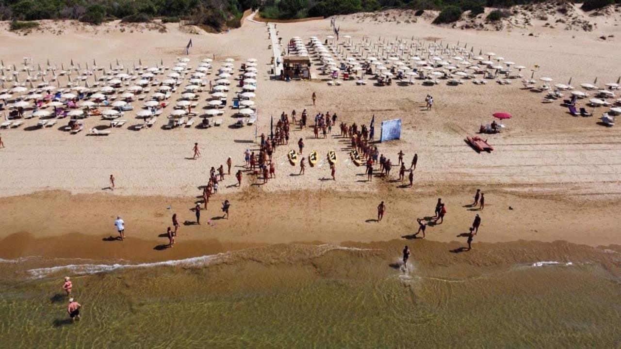 Igv Club Baia Samuele Hotel Sampieri Buitenkant foto